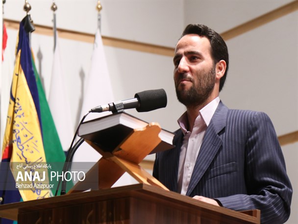 درخواست پاداش میلیاردی مدیرکل اوقاف استان با گفتمان انقلاب اسلامی سازگار نیست/ مسئولین اوقاف کشور جبران کنند