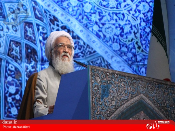 گزارش تصویری/نماز جمعه تهران به امامت آیت الله موحدی کرمانی