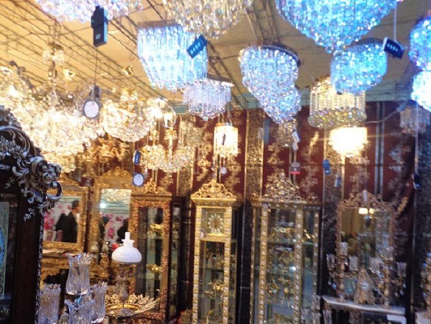 برپایی نمایشگاه مبل و لوستر در تالش