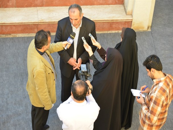 زمینه حمایت درمان و توانمند سازی معتادان کم بضاعت فراهم شود
