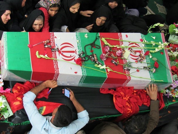 اگر با تدفین شهدای گمنام در پارک بزرگ شهر تفت مخالفت شود، دیگری شهیدی به تفت تخصیص نمی یابد