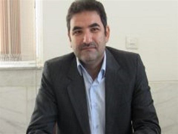ایجاد کمربند سبز با نهال های زیتون در اردستان