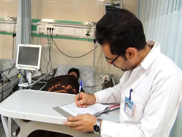 ۷ نفر بر اثر مصرف مشروبات الکلی در کاشمر مسموم شدند