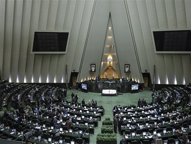 چرا مجلس باید در رأس امور باشد؟/ "تکلیف‌محوری" اساس حضور در انتخابات