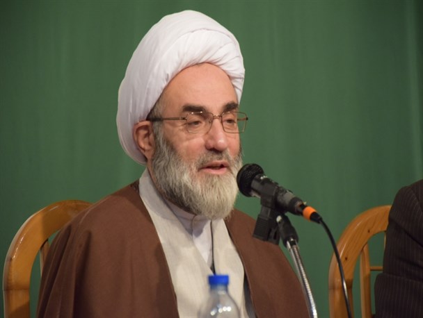 تربیت دینی از پیش دبستانی، دانش آموز را در مقابل هجمه ها واکسینه می کند/ ضرورت نهادینه شدن اقامه نماز اول وقت در مدارس