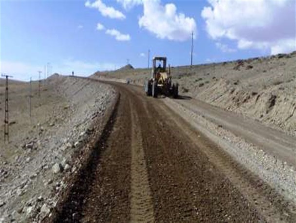 پیشرفت 60 درصدی احداث راه ارتباطی میمه - آبدانان