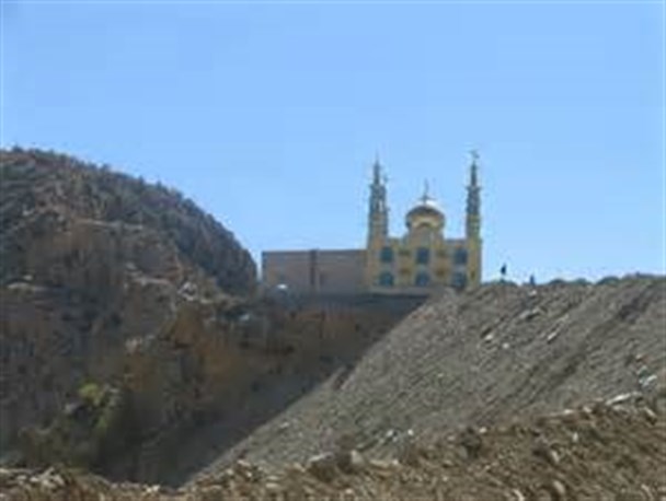 مدیری که نمی خواهد دستش به خون آغشته شود/جاده دسترسی شاه احمد پلدختر مسدود می شود