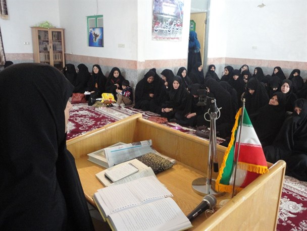 مدیر زندگی حافظ موثری برای نفوذ بی ارزشی ها درخانواده است