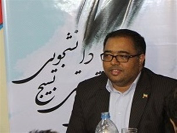 فساد اقتصادی ناشی از کم کاری نمایندگان است/ شعار مرگ بر آمریکا برگرفته از روحیه انقلابی می باشد