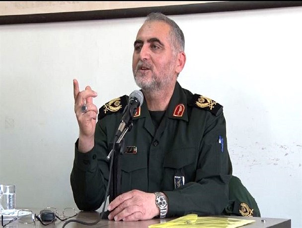 نماینده عافیت طلب خط نگهدار نظام و انقلاب نخواهد بود