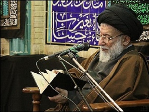 دشمن به دنبال پیاده کردن اسلام امریکایی است/مجلس خبرگان با تعیین رهبری سرنوشت جهان اسلام را رقم میزند