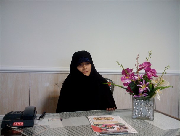 200 تخته پتو هدیه بانوان بسیجی همدان برای مدافعان حرم