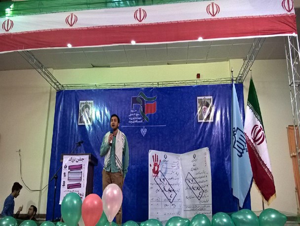 دولت با حرکات گاز انبری با دانشجویان برخورد کرد