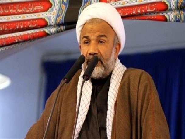انتقاد امام جمعه برازجان از مناسبت سازی جعلی برای برگزاری یک بزرگداشت