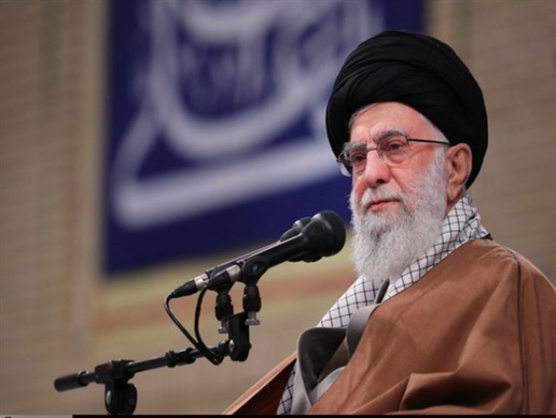 هزاران نفر از مداحان با رهبر معظم انقلاب دیدار کردند