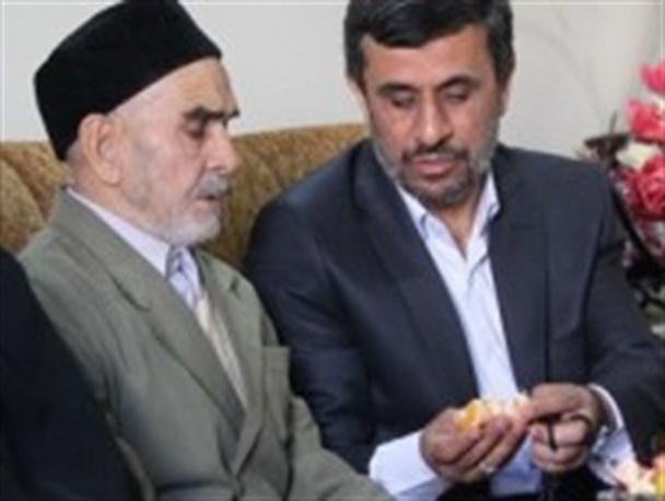 ایمان زلال، چهره خندان ودستان پربرکت پدر شهید کاوه فراموش نشدنی و ماندگار است