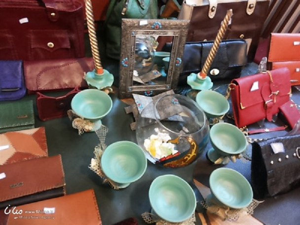 نمایشگاه کارآفرینی صنایع دستی بانوان میانه ای برپا شد+تصاویر