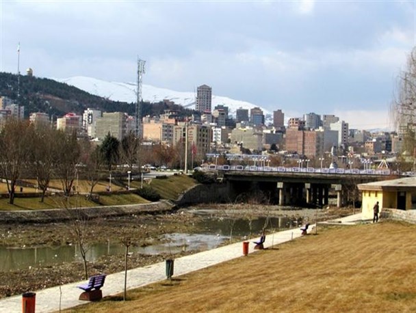 پارک جنگلی ارومیه و معضلی به اسم از بین رفتن چهره زیبای آن!
