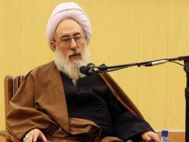 این تعداد کلینیک درمانی جوابگوی نیاز مردم نیست/ اهالی رسانه در زمینه ارتقاء سلامت فعالیت بیشتری کنند