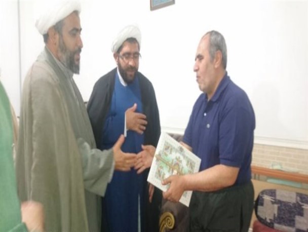 بازدید مسئولان شهرستان دنا از خانواده های معظم شهدا به مناسبت نوروز 96+تصاویر