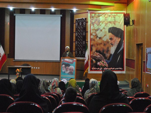 بانوان پیرو اهل بیت می توانند با تأسی از تفکر اسلامی، تاریخ را بسازند