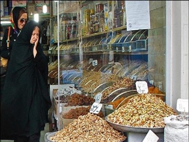 کاهش 30 درصدی فروش آجیل  در یزد/70 درصد از آجیل های خارجی بازار قاچاق هستند