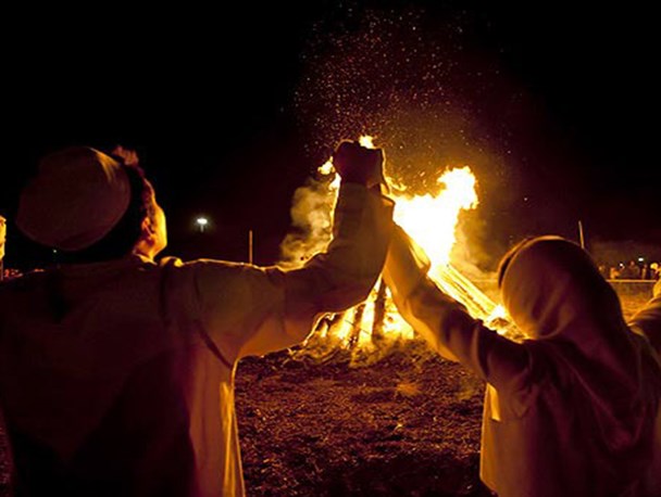 تفاوت آتش بازی مردانه و آتش زدن زنانه
