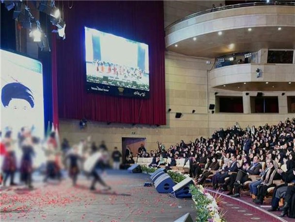 ترویج سبک غربی در برخی همایش ها/ رفتار مسئولین در جامعه مثمرثمر واقع می شود