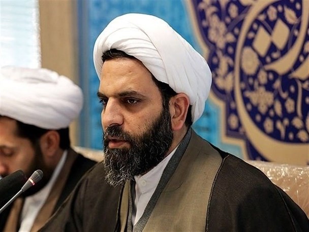 به‌دنبال امام‌زاده‌سازی نیستیم
