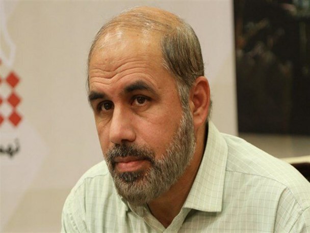 با کتابخوانی تهدیدها را به فرصت تبدیل کنیم