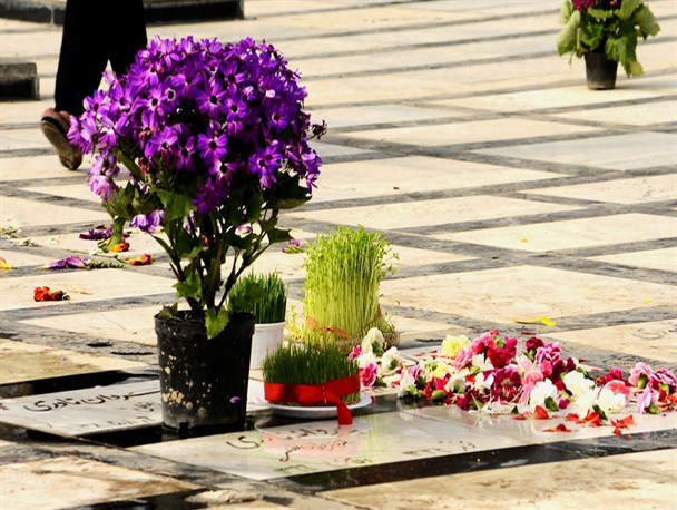 آخرین پنج شنبه سال؛ پیوند غم و شادی