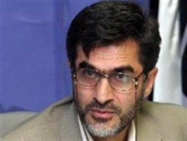 برخی می‌خواهند تصویری از انقلاب ارائه دهند که گویی ۳۵ سال کتک خورده‌ایم و چیزی به‌دست نیاورده‌ایم