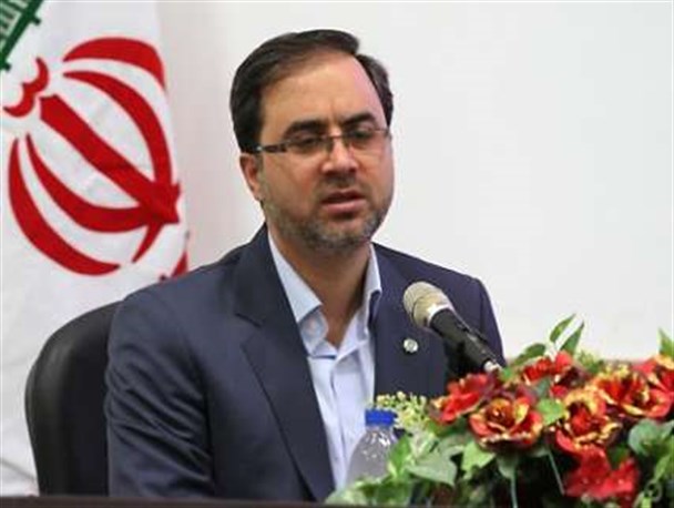 رایزنی با رئیس مجلس و دولت برای افزایش بودجه قطار شهری قم