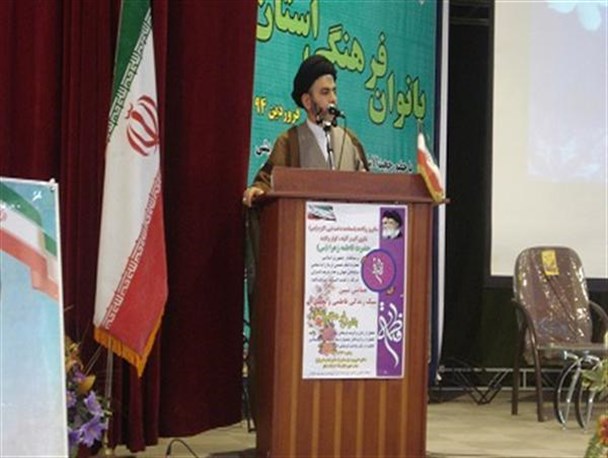 نگاه اسلام و دین نسبت به زن بسیار متفاوت از سایر مکاتیب است