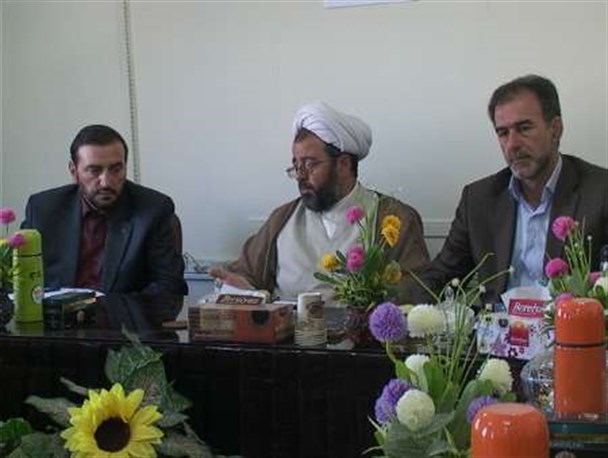 تاکید فرماندار ملکان به هوشمندسازی مدارس در شهرستان