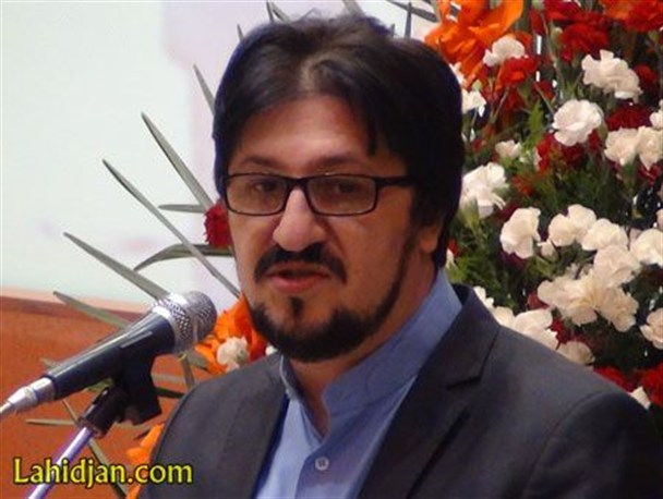 ما آبروی فقر و قناعت نمی بریم،با پادشه بگوی که روزی مقدر است