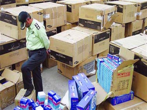 کشف بیش از 3 هزار و 500 جفت کفش قاچاق در محور باشت