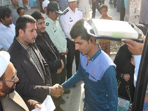 ۴۴ زوج جوان منوجانی به مشهد مقدس اعزام شدند