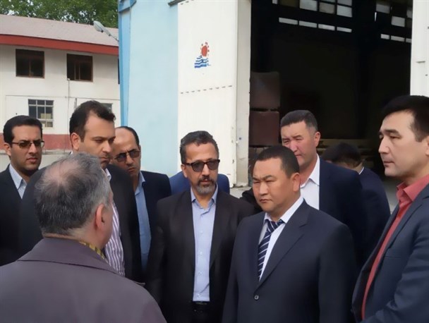ابراز خرسندی مسئولان قرقیزستانی از میزان تولید کارخانه سیمان نکا