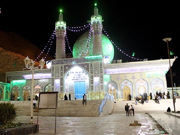 مراسم پرفیض شب لیله الرغائب در امامزاده شاهرضا برگزار شد/ تصاویر