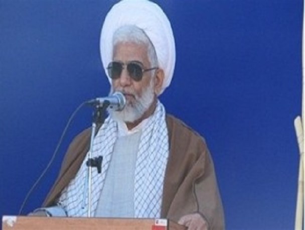 انتقاد امام جمعه نطنز از نحوه تغییر در مدیریت آموزش و پرورش این شهرستان