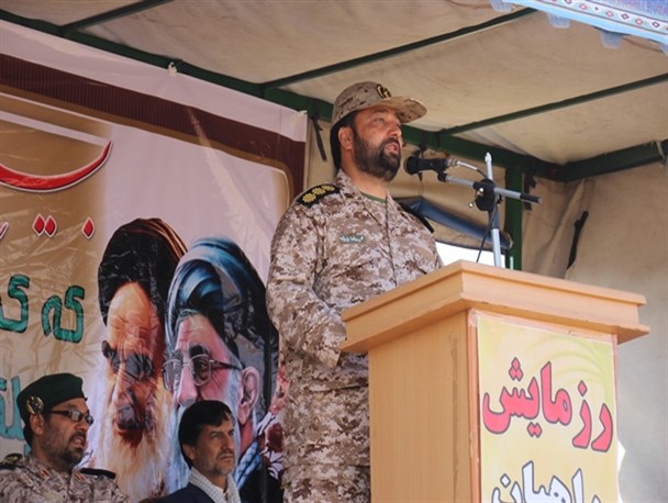فرماندهان نظامی حرف و عملشان حماسه آفرین است نه احساسی