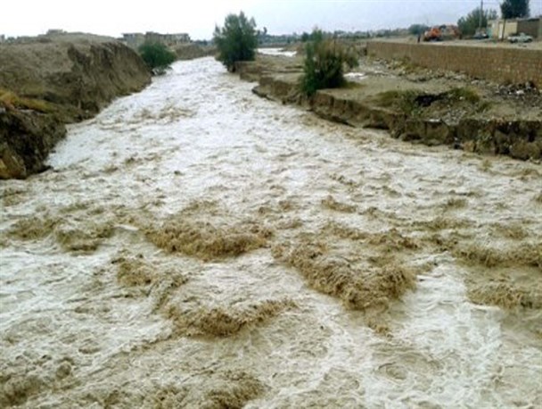 روستای رحیم آباد بروجرد از محاصره آبگرفتگی خارج شد