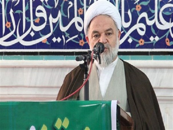 متجاوزان را در مرزها دفن خواهیم کرد/عربستان مهد تروریسم است