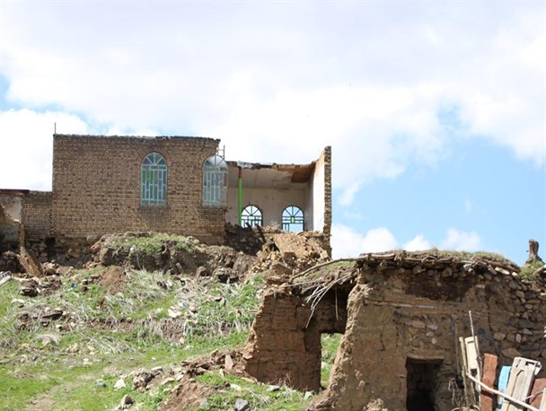 توقف زندگی در دو روستای پایین‌دست سد کمال صالح + عکس