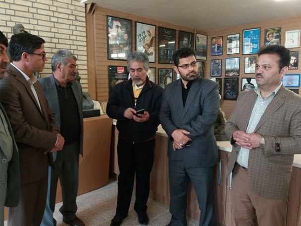 نصب المان با نماد فرهنگ ایثار و شهادت در ورودی شهر نیر