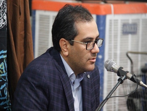آماده باش نیروهای خدمات شهری قرچک برای رفع آبگرفتگی معابر
