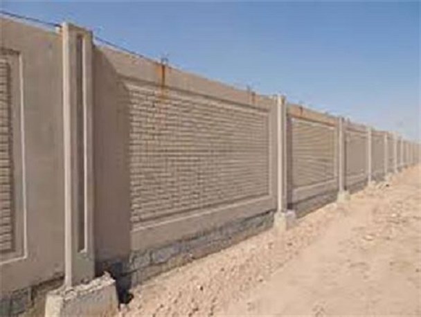 احداث دیوار پیش پیرامون بندر مسافری هرمز جلوتر از برنامه زمانبندی/ صیانت از حریم بندر با جایگزینی دیوارهای پیش‌ساخته بتنی