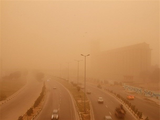 ۶۰درصد ریزگردهای کشور منشا داخلی دارد/دریاچه نمک قم در انتظار تامین حق آبه