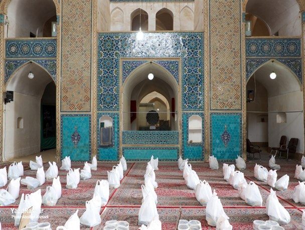 توزیع ۲۱ هزار بسته معیشتی به مناسبت ماه مبارک رمضان